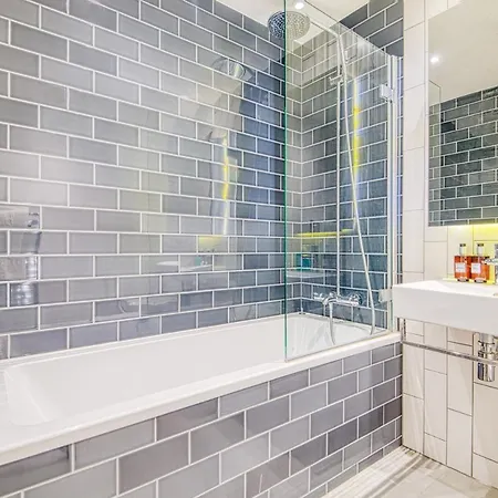 Austin David Royal Wharf Apartamento