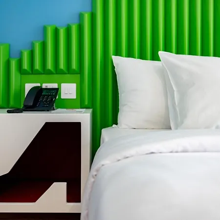 Hotel Limehouse Library 4*
