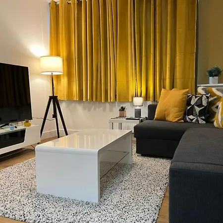 Modern And Stylish 1bed Flat Barking (Greater London)