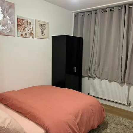 Apartment Modern And Stylish 1bed Flat *