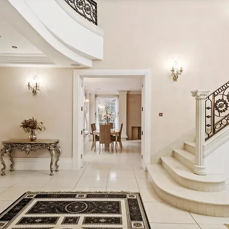 Villa Stunning Mansion 7 Bedrooms Indoor Pool And Cinema *