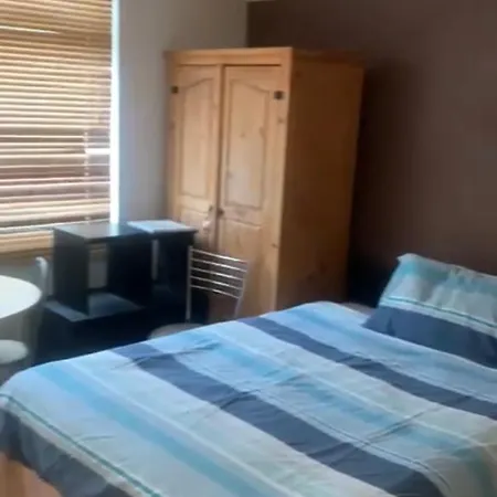 The Norwood Cutie Homestay London