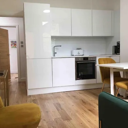Newly Refurbished 2-bedroom Flat In Notting Hill Londra