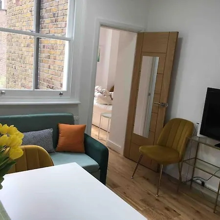 Apartment Newly Refurbished 2-bedroom Flat In Notting Hill