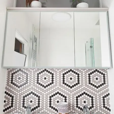 Newly Refurbished 2-bedroom Flat In Notting Hill Apartment *