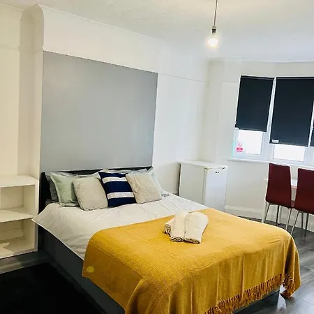 Apartment Beautiful Private In Willesden