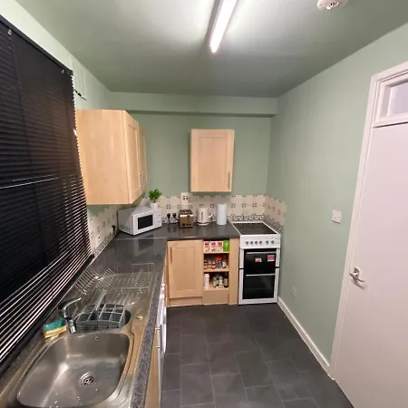 Cosy Victorian Guest Homestay London