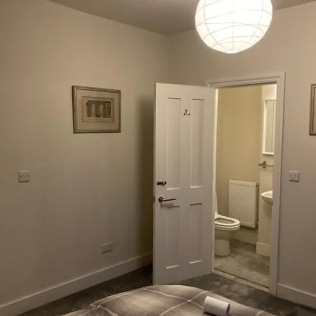 Apartment Beautiful 1-bed In *