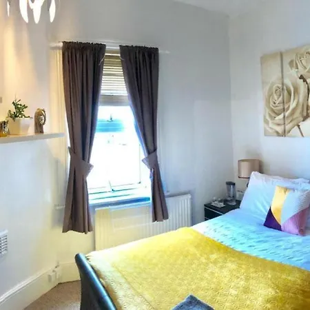 Homestay Heathfield Square