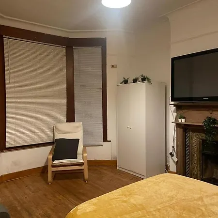 Homestay Balham, South Spacious 1, 6 Available *
