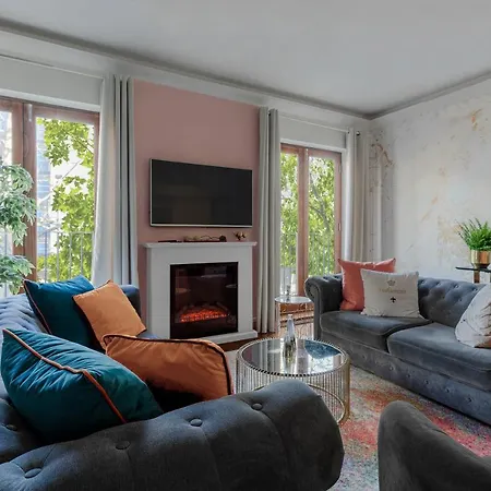 Notting Hill & Hyde Park Exclusive West-end Serene Designer Family 5bed4bath * London