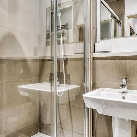 Fantastic 1 Bed By Heathrow Airport * London