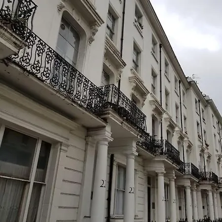 Lovely One-bedroom In Paddington Bayswater. London