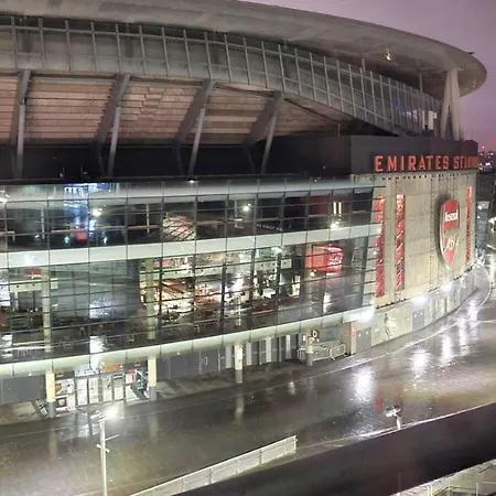 Luxury Gem By Emirates Stadium - Ultimate Fan Experience