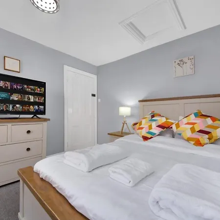 Guest house Number 27 London