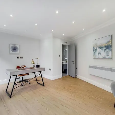 Apartmán Brand New Luxury 2-bed In