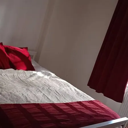 Sunny And Spacious Flat In Nw3 Apartman *