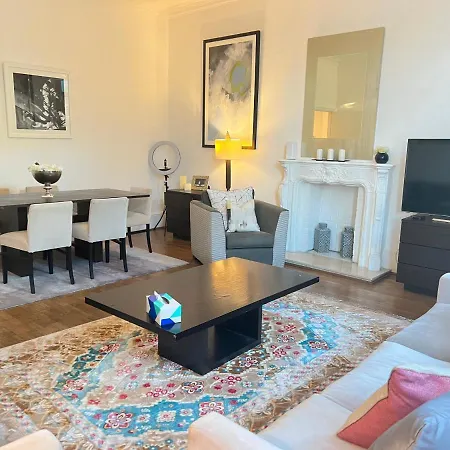 Apartment 27 Queens Gate