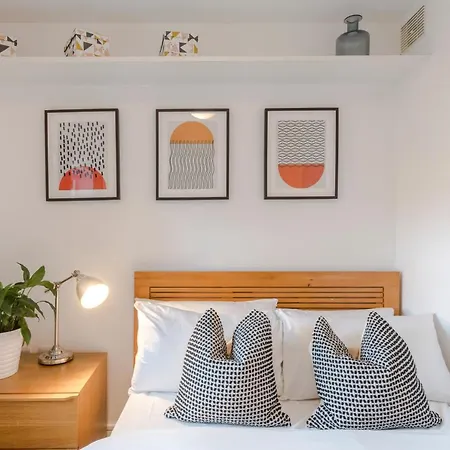 Penthouse Kings Cross Apartment London
