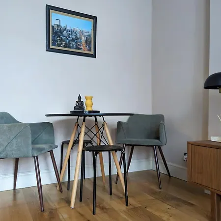 Gorgeous Wood Palmers * Palmers Green