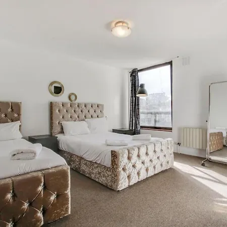 Piccadilly, Mayfair, Apartment