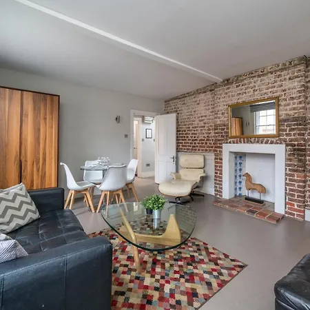Trendy In Soho - Piccadilly Apartment