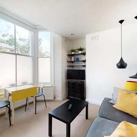 Lovely 1 Bedroom Flat In Shepherd's Bush * London
