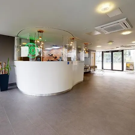 Sterling Court In Wembley Appartement Londen