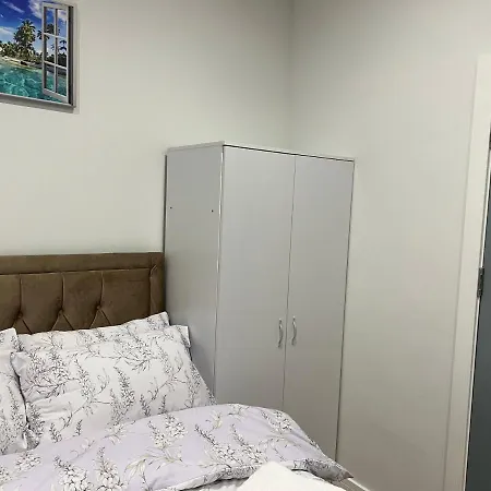 Apartman Jj Serviced - Close To Tube Station & Near London & Wembley *
