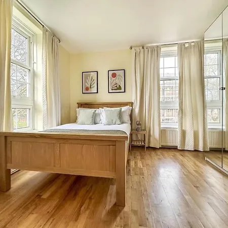 Apartment Spacious 4 Bed Flat Near 02 Arena Greenwich London
