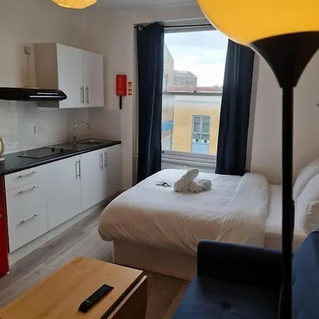 Chic & Modern In Caledonian Rd Apartment *