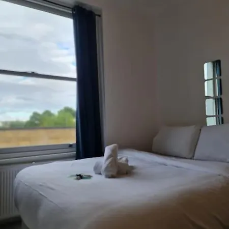 Chic & Modern In Caledonian Rd * London