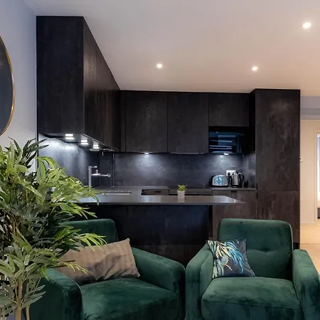 Luxurious Hackney Near Train Station Prázdninový dům *
