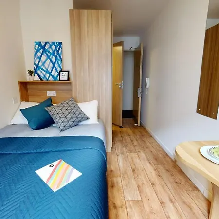 Sterling Court In Wembley