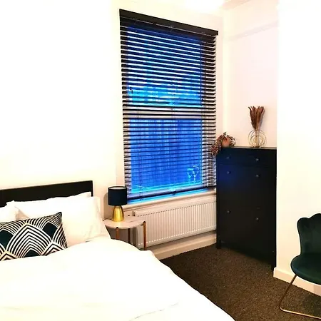 Lovely 1 Bed Flat In Trendy Peckham * London