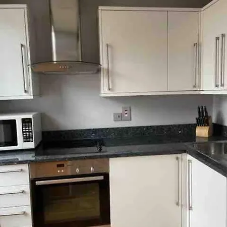 Amazing Near Tube Station Apartamento