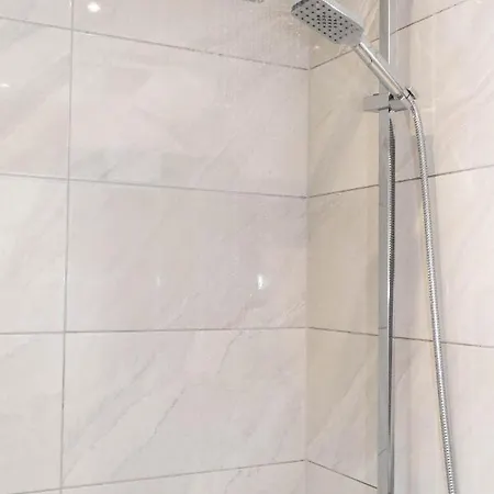 Holiday home Hale London