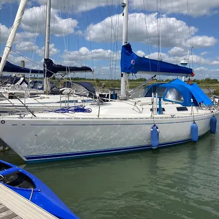 Entire Boat At St Katherine Docks 2 Available Select Using Options