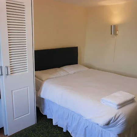 Silkhouse 2*