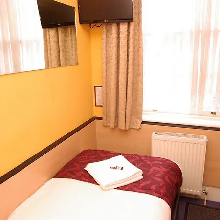 Hotel Tudor Court Londýn