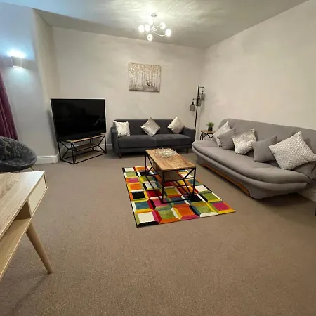 Luxury 5 Star - Parking, Garden, Nr Greater Metro Stations Lägenhet