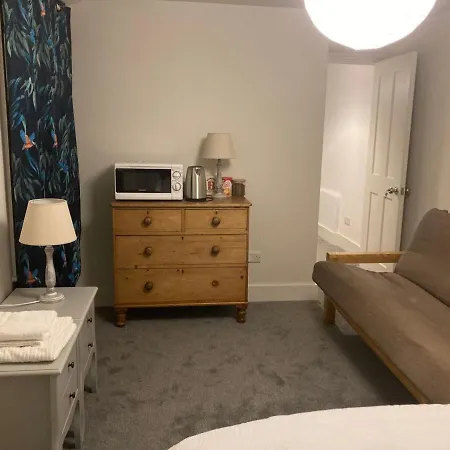 Beautiful 1-bed In Apartment *