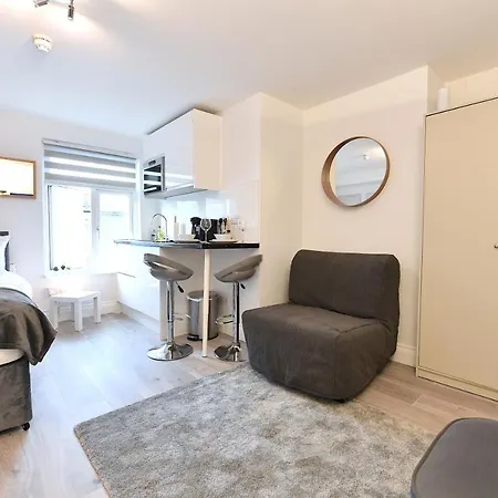 Stylish By Luxestays Shepherds Bush Apartament *