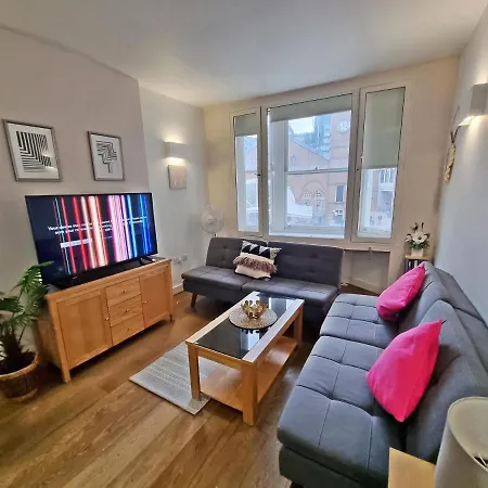 London City Apartments *