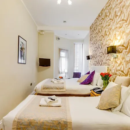 1 Lexham Gardens 3*