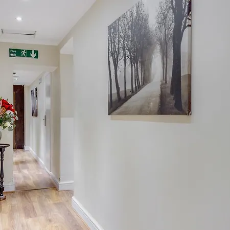 1 Lexham Gardens Hotell London