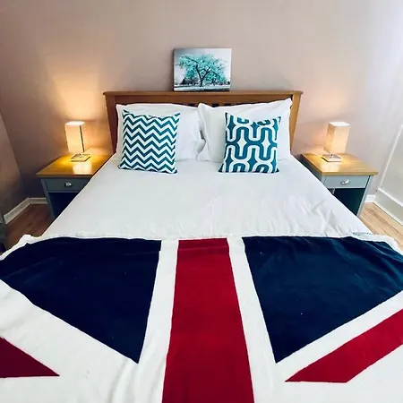 Noah's Place In Mile End Apartment London