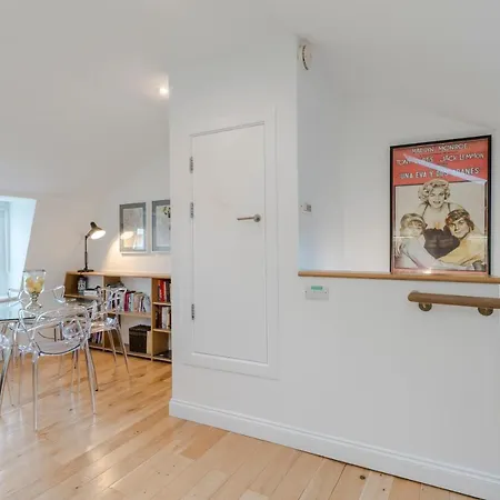 Penthouse Kings Cross *