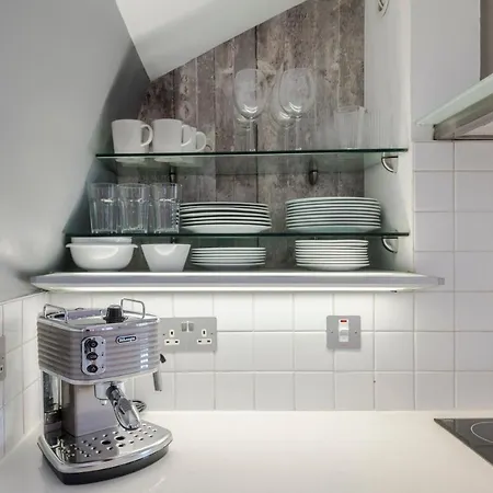 Penthouse Kings Cross Apartment