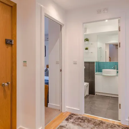 Penthouse Kings Cross Apartment *